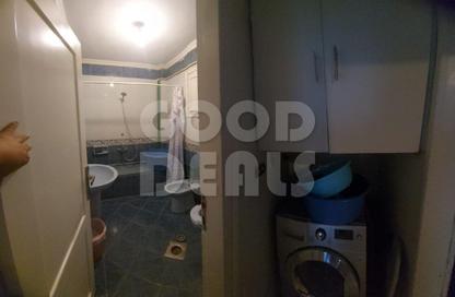 Apartment - 3 Bedrooms - 2 Bathrooms for sale in Al Nozha St. - Ard El Golf - Heliopolis - Masr El Gedida - Cairo