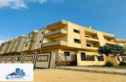 Apartment - 4 Bedrooms - 3 Bathrooms for sale in El Nady District - Shorouk City - Cairo