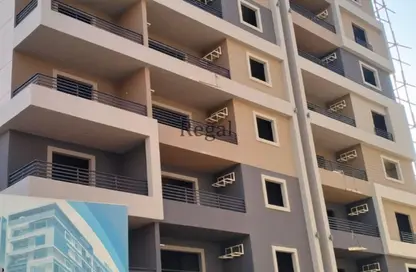 Apartment - 3 Bedrooms - 1 Bathroom for sale in Zahraa Al Maadi St. - Degla - Hay El Maadi - Cairo