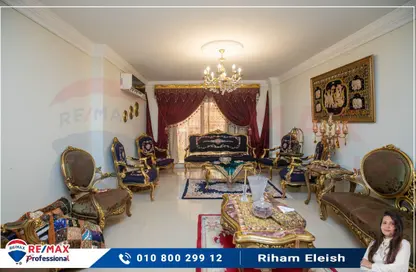 Apartment - 3 Bedrooms - 2 Bathrooms for sale in Fahmy Wisa St. - Laurent - Hay Sharq - Alexandria