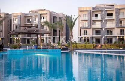 Apartment - 3 Bedrooms - 2 Bathrooms for sale in Galleria Residences - South Investors Area - New Cairo City - Cairo