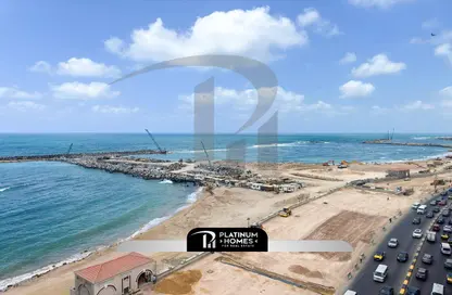 Apartment - 3 Bedrooms - 2 Bathrooms for sale in Al Geish Road - Saraya - Sidi Beshr - Hay Awal El Montazah - Alexandria