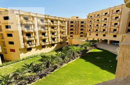 Apartment - 3 Bedrooms - 2 Bathrooms for sale in Al Ashrafiya - North Investors Area - New Cairo City - Cairo