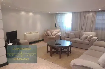 Apartment - 4 Bedrooms - 3 Bathrooms for rent in Sarayat Al Maadi - Hay El Maadi - Cairo