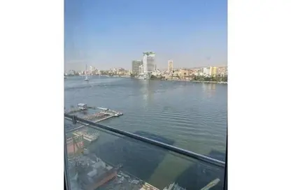 شقة - 4 غرف نوم - 5 حمامات للبيع في شارع محمد عبد الوهاب - الزمالك - القاهرة