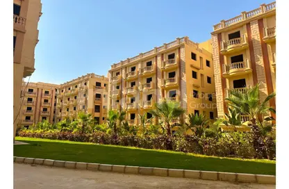 Apartment - 2 Bedrooms - 2 Bathrooms for sale in Al Ashrafiya - North Investors Area - New Cairo City - Cairo