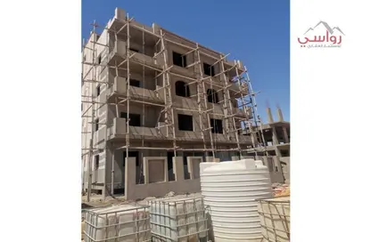 Apartment - 4 Bedrooms - 3 Bathrooms for sale in Bait Alwatan - The 5th Settlement - New Cairo City - Cairo