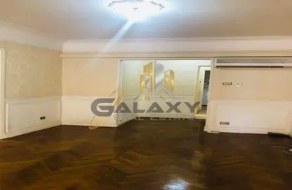 Apartment - 2 Bedrooms - 2 Bathrooms for rent in Al Adel Abu Bakr St. - Zamalek - Cairo