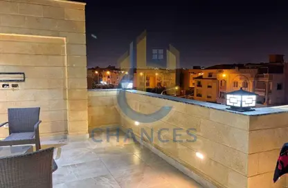 Roof - 3 Bedrooms - 2 Bathrooms for sale in El Yasmeen 6 - El Yasmeen - New Cairo City - Cairo