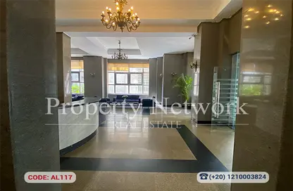 Half Floor - Studio - 2 Bathrooms for rent in Cornish El Nile St. - Maadi - Hay El Maadi - Cairo