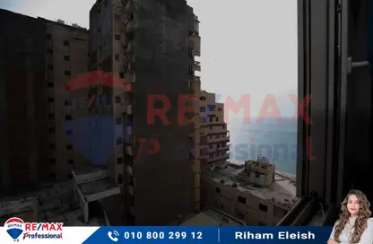 Apartment - 2 Bedrooms - 1 Bathroom for sale in Al Geish Road - El Mandara - Hay Than El Montazah - Alexandria