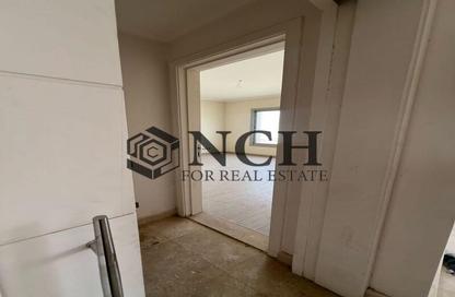 Apartment - Studio - 1 Bathroom for rent in Palm Hills Village Gate - South Investors Area - New Cairo City - Cairo