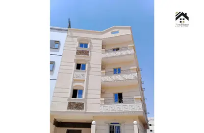 Apartment - 3 Bedrooms - 3 Bathrooms for sale in Abou El Houl - New Cairo City - Cairo