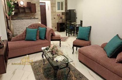 Apartment - 2 Bedrooms - 1 Bathroom for rent in Al Narges 3 - Al Narges - New Cairo City - Cairo