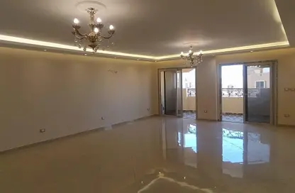 Apartment - 3 Bedrooms - 2 Bathrooms for rent in Al Khamayel city - Sheikh Zayed Compounds - Sheikh Zayed City - Giza