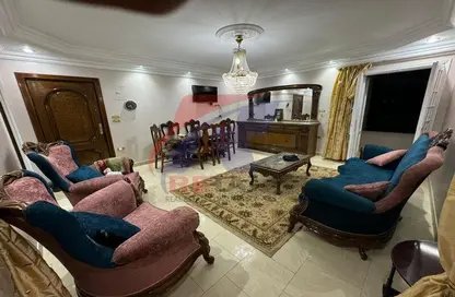 Apartment - 3 Bedrooms - 1 Bathroom for rent in Youssef Abbas St. - El Tawfik City - Nasr City - Cairo