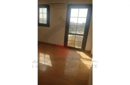 Apartment - 3 Bedrooms - 2 Bathrooms for rent in Zayed 2000 - 4th District - Sheikh Zayed City - Giza