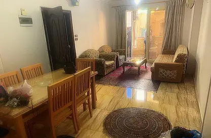 Apartment - 2 Bedrooms - 1 Bathroom for rent in Ali Hiba St. - Sidi Beshr - Hay Awal El Montazah - Alexandria