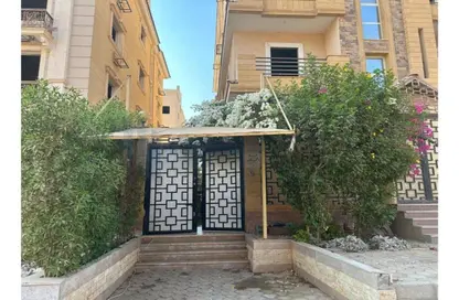 Duplex - 3 Bedrooms - 3 Bathrooms for sale in District 300 - Northern Expansions - 6 October City - Giza