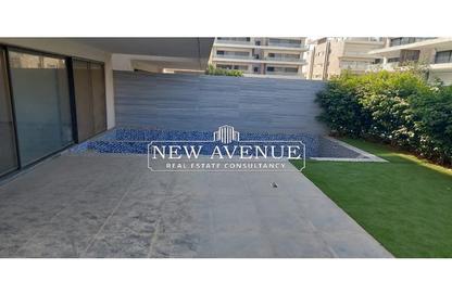 Apartment - 2 Bedrooms - 3 Bathrooms for sale in Lake View Residence - 5th Settlement Compounds - The 5th Settlement - New Cairo City - Cairo