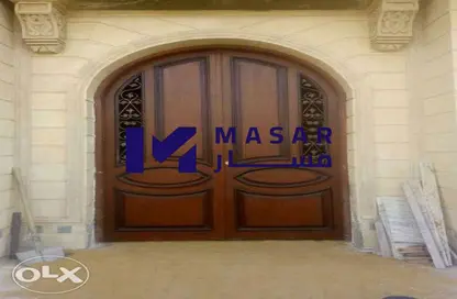 Villa - 4 Bedrooms - 4 Bathrooms for sale in Étoile De Ville - 5th Settlement Compounds - The 5th Settlement - New Cairo City - Cairo