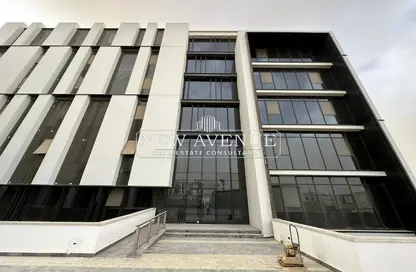 Office Space - Studio - 2 Bathrooms for sale in Hyde Park - 5th Settlement Compounds - The 5th Settlement - New Cairo City - Cairo