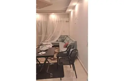 Apartment - 2 Bedrooms - 1 Bathroom for rent in Al Mostakbal - 12th District - Sheikh Zayed City - Giza