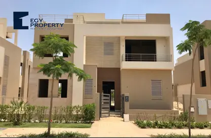 Villa - 3 Bedrooms - 4 Bathrooms for sale in Palm Hills New Cairo - 5th Settlement Compounds - The 5th Settlement - New Cairo City - Cairo