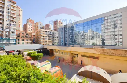 Office Space - Studio - 3 Bathrooms for sale in Dawaran Gehan - Sidi Beshr - Hay Awal El Montazah - Alexandria