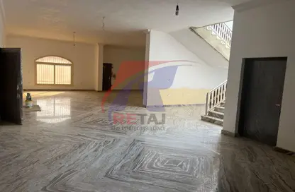 Villa - 6 Bedrooms for rent in East The Academy - New Cairo City - Cairo