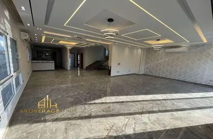 Villa - 6 Bedrooms - 5 Bathrooms for rent in Hyde Park - 5th Settlement Compounds - The 5th Settlement - New Cairo City - Cairo