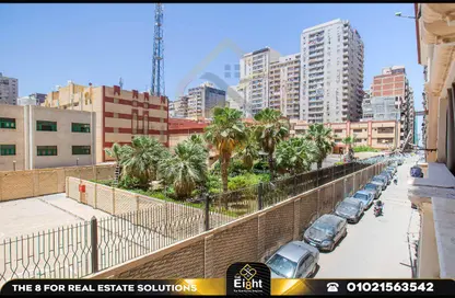 Apartment - 3 Bedrooms - 2 Bathrooms for sale in Bin Mosleh Al Arman St. - Miami - Hay Awal El Montazah - Alexandria