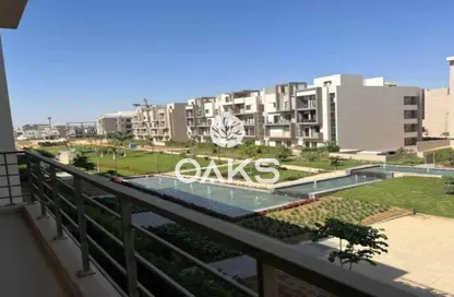 Apartment - 2 Bedrooms - 2 Bathrooms for sale in Fifth Square - The 5th Settlement - New Cairo City - Cairo