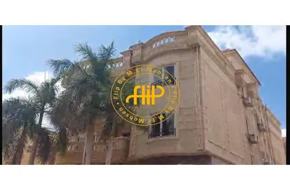 Villa - 6 Bedrooms - 7+ Bathrooms for sale in West Somid - 6 October City - Giza