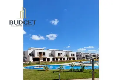 Townhouse - 3 Bedrooms - 4 Bathrooms for sale in Sun Capital - Fayoum Desert road - 6 October City - Giza