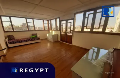 Roof - 4 Bedrooms - 4 Bathrooms for rent in Sarayat Al Maadi - Hay El Maadi - Cairo