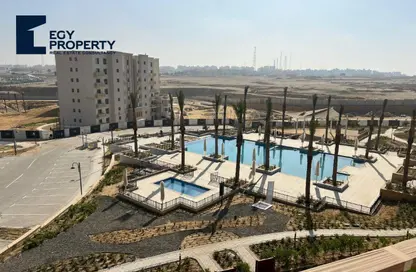 Apartment - 2 Bedrooms - 2 Bathrooms for sale in Aurora - Uptown Cairo - Mokattam - Cairo