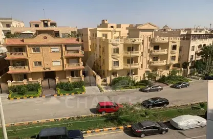 Apartment - 4 Bedrooms - 3 Bathrooms for sale in Al Narges 2 - Al Narges - New Cairo City - Cairo