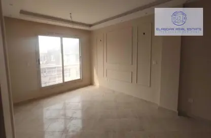 Apartment - 3 Bedrooms - 2 Bathrooms for sale in El Koronfel - The 5th Settlement - New Cairo City - Cairo