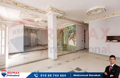 Duplex - 3 Bedrooms - 3 Bathrooms for sale in Abo Qir St. - Glim - Hay Sharq - Alexandria