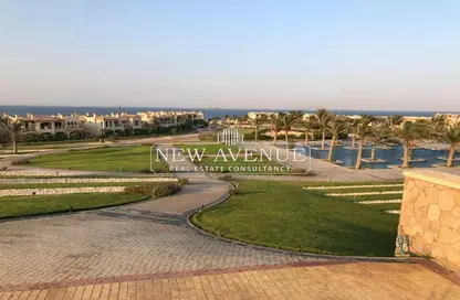 Villa - 5 Bedrooms - 7 Bathrooms for sale in La Vista 6 - La Vista - Al Ain Al Sokhna - Suez