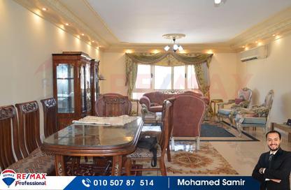 Apartment - 3 Bedrooms - 2 Bathrooms for rent in Alsafara Al Britannia St. - Roushdy - Hay Sharq - Alexandria