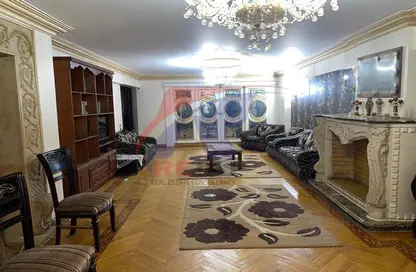 Apartment - 3 Bedrooms - 2 Bathrooms for sale in Ahmed Hassan St. - 9th Zone - Nasr City - Cairo