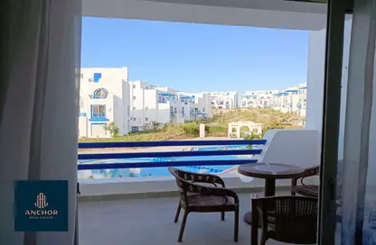 Chalet - 3 Bedrooms - 2 Bathrooms for rent in Mountain View - Ras Al Hekma - North Coast