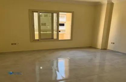 Apartment - 3 Bedrooms - 2 Bathrooms for rent in South Lotus - El Lotus - New Cairo City - Cairo