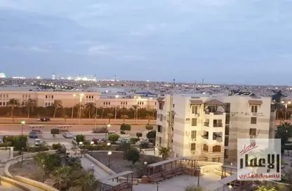 شقة - 2 غرف نوم - 2 حمامات للايجار في الحي السابع - الشيخ زايد - الجيزة