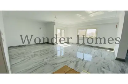 Apartment - 3 Bedrooms - 3 Bathrooms for sale in Street 296 - New Maadi - Hay El Maadi - Cairo