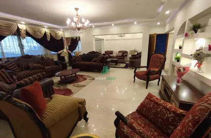 Apartment - 3 Bedrooms - 2 Bathrooms for sale in Street 232 - Degla - Hay El Maadi - Cairo