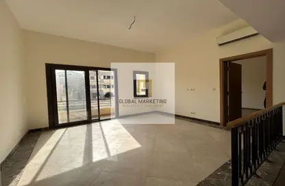 Villa - 5 Bedrooms - 4 Bathrooms for rent in Celesta Hills - Uptown Cairo - Mokattam - Cairo