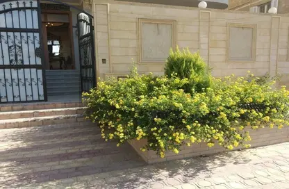 Duplex - 7 Bedrooms - 5 Bathrooms for sale in The 1st Settlement - New Cairo City - Cairo